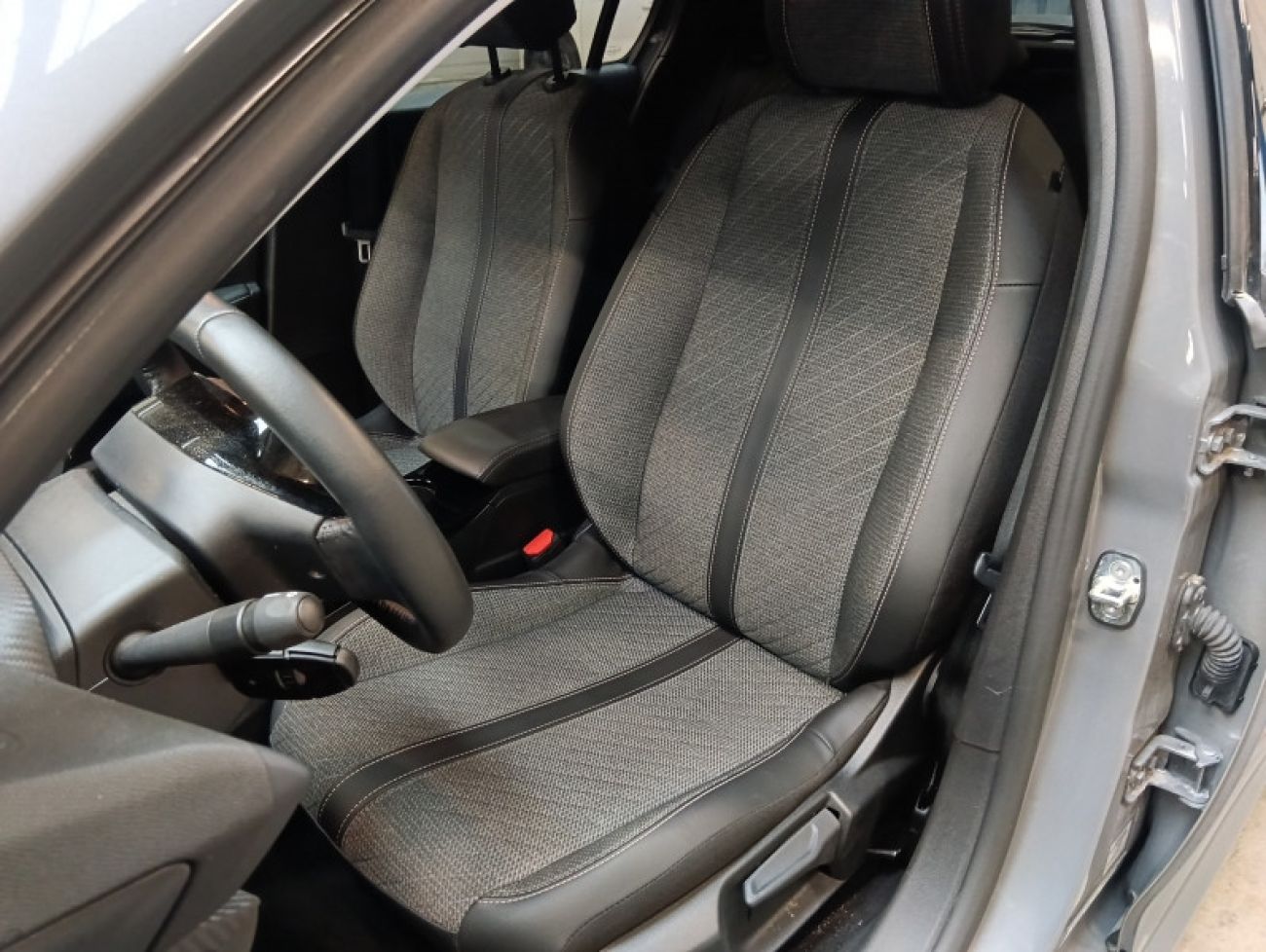 Mandataire PEUGEOT 208 1.2 100CH S&S ALLURE