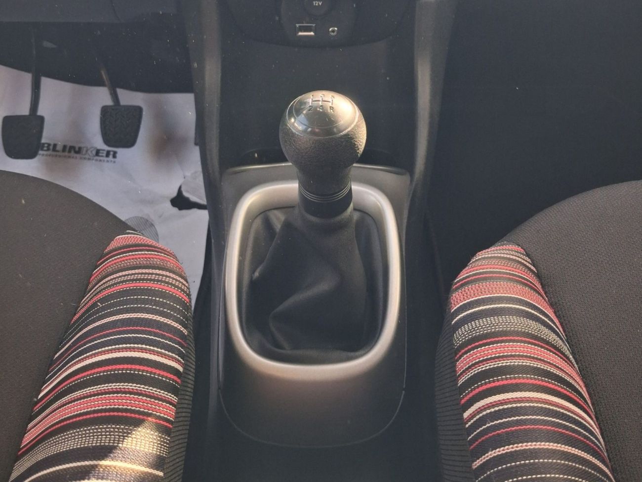 Mandataire Citroën C1 VTi 68 Mentos