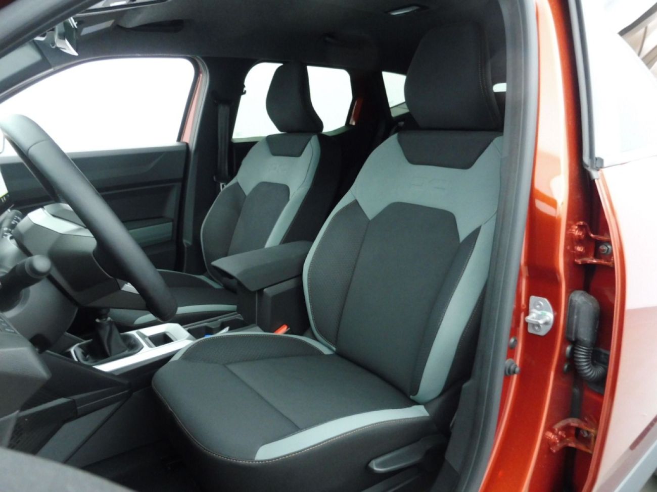 Mandataire Dacia DUSTER 1.2 TCE MILD HYBRID 130CH EXTREME 4X2