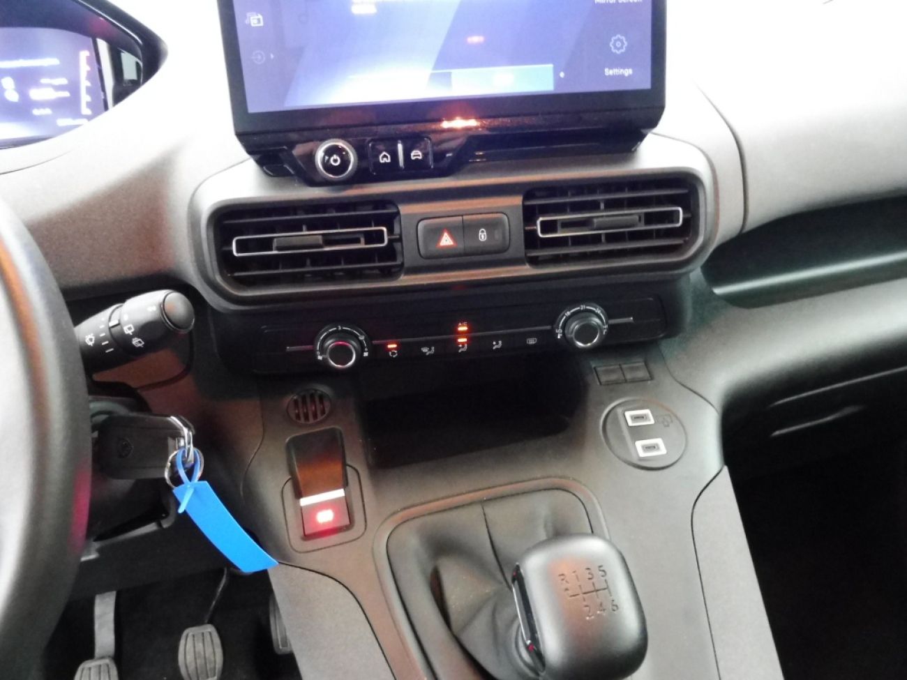 Mandataire PEUGEOT RIFTER TAILLE M - 1.5 BLUEHDI 100CH S&S ALLURE 5 PLACES
