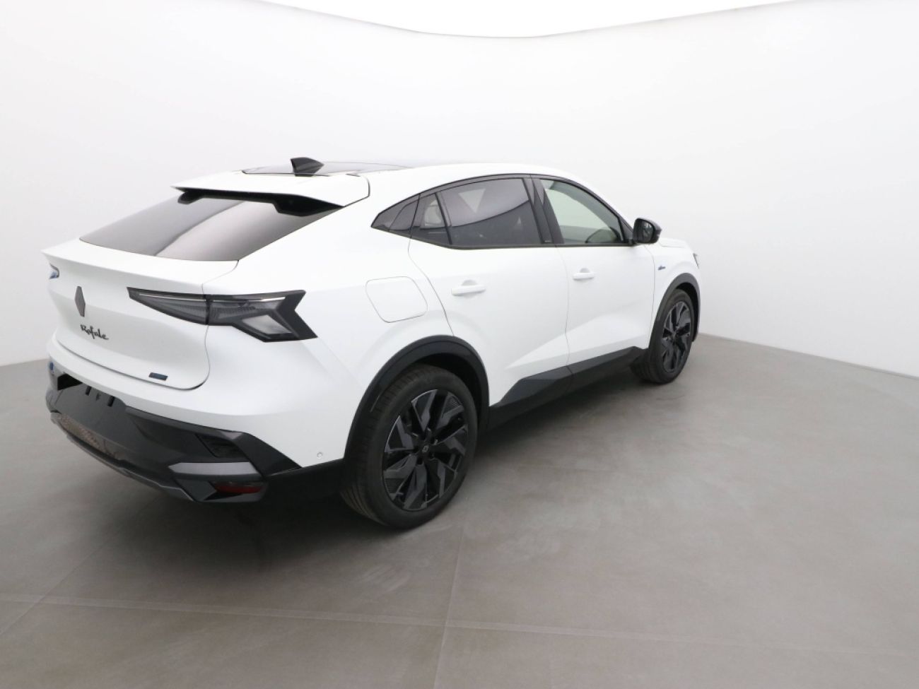 Mandataire RENAULT RAFALE 1.2 E-TECH FULL HYBRID 200CH ESPRIT ALPINE - 25