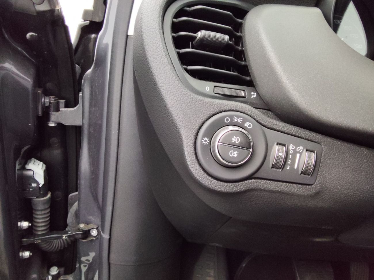 Mandataire FIAT 500X 1.5 FIREFLY TURBO 130CH S/S HYBRID PACK CONFORT DCT7
