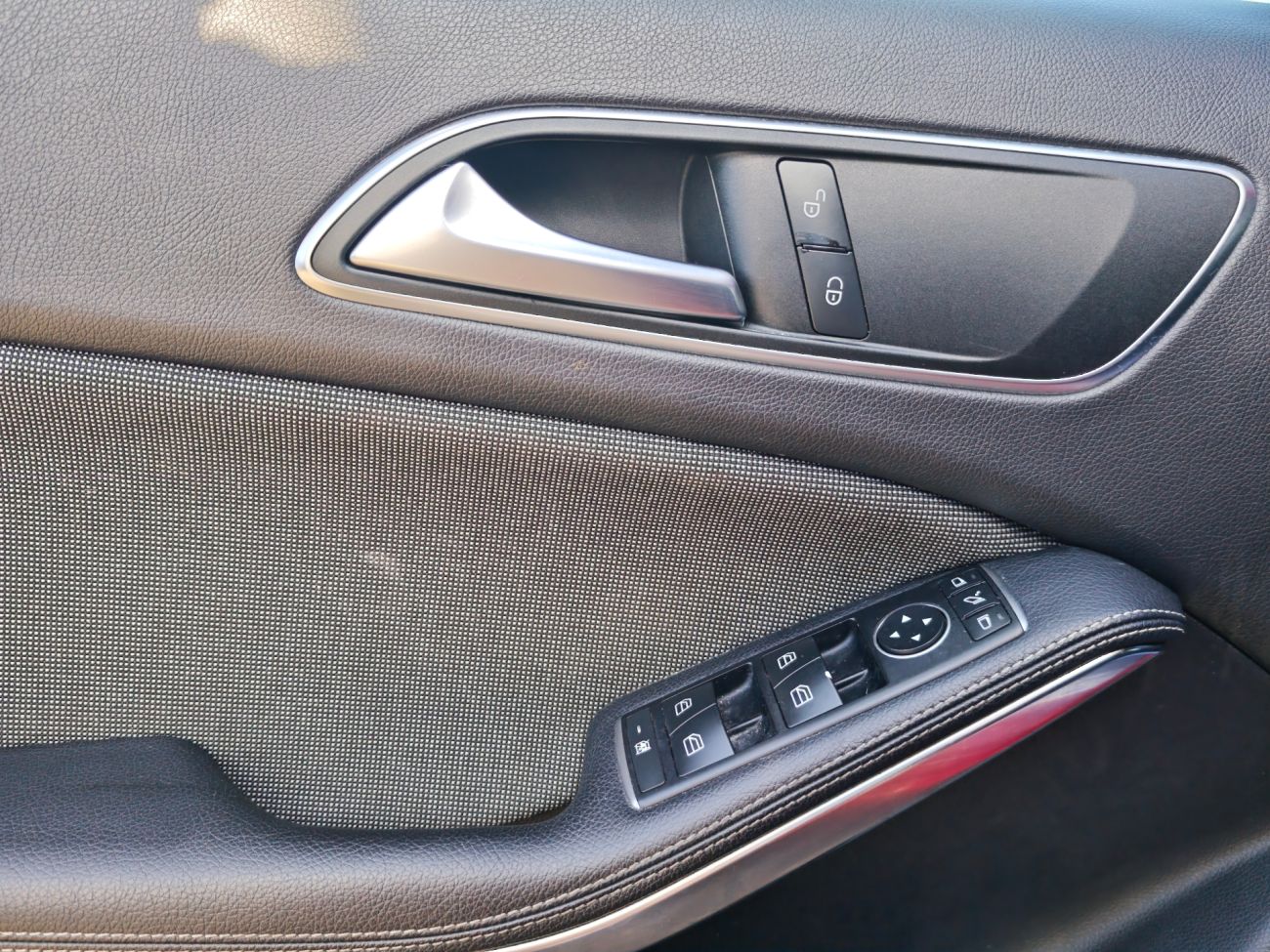 Mandataire MERCEDES-BENZ CLASSE A 160 Inspiration