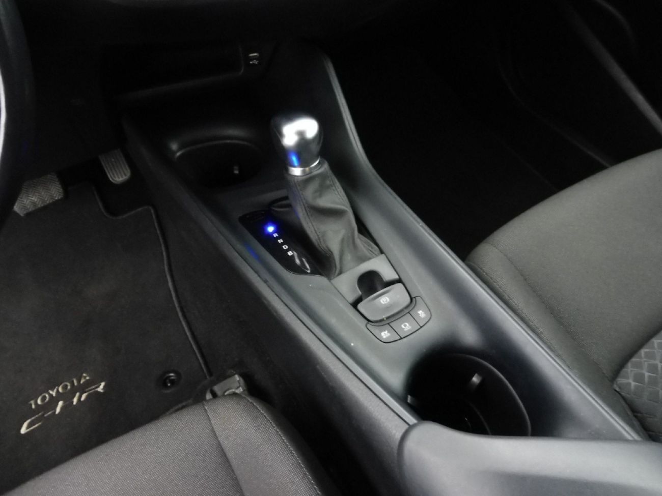 Mandataire TOYOTA C-HR 1.8 E-CVT 125Hcomfort