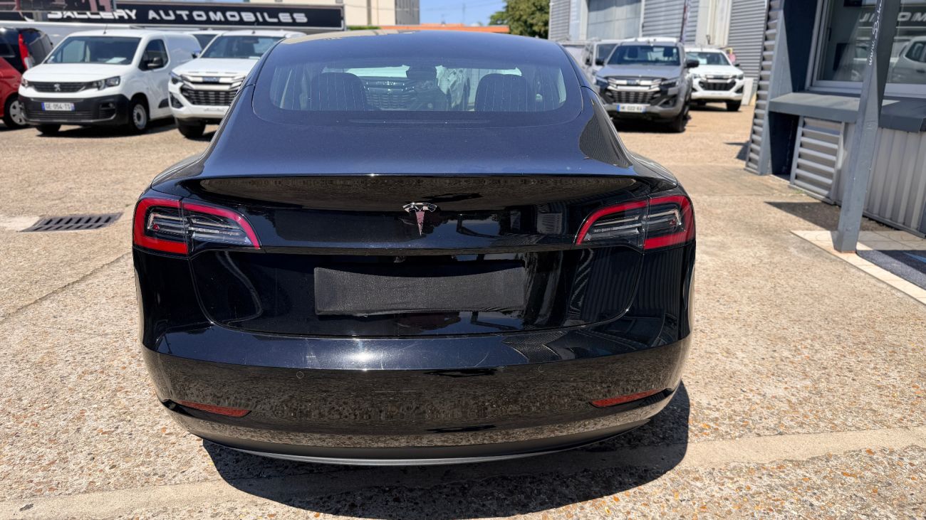 Mandataire TESLA MODEL 3 Standard Range Plus RWD