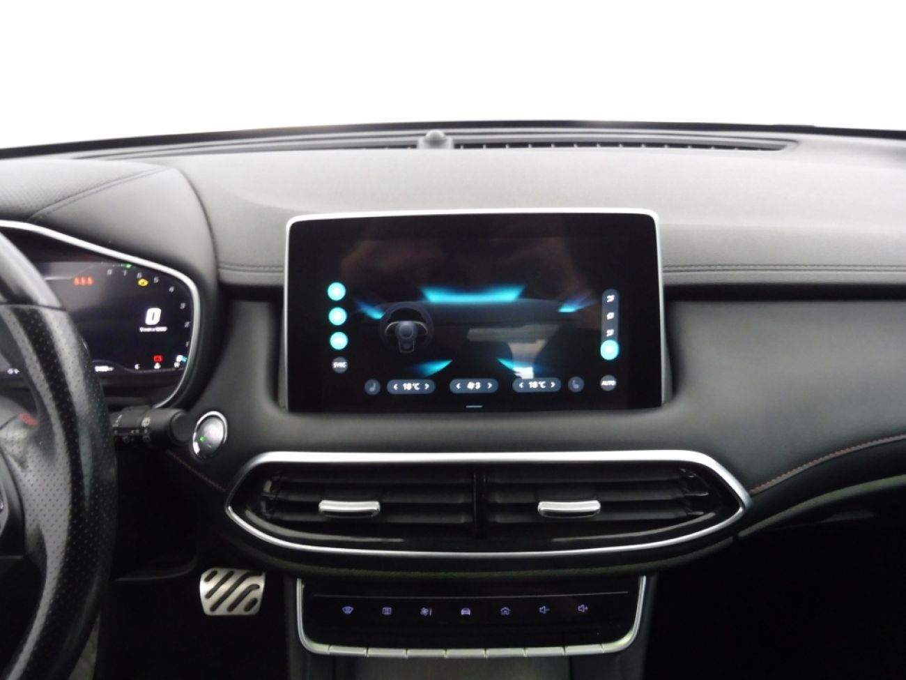 Mandataire MG HS 1.5 T-GDI 162 AT luxury