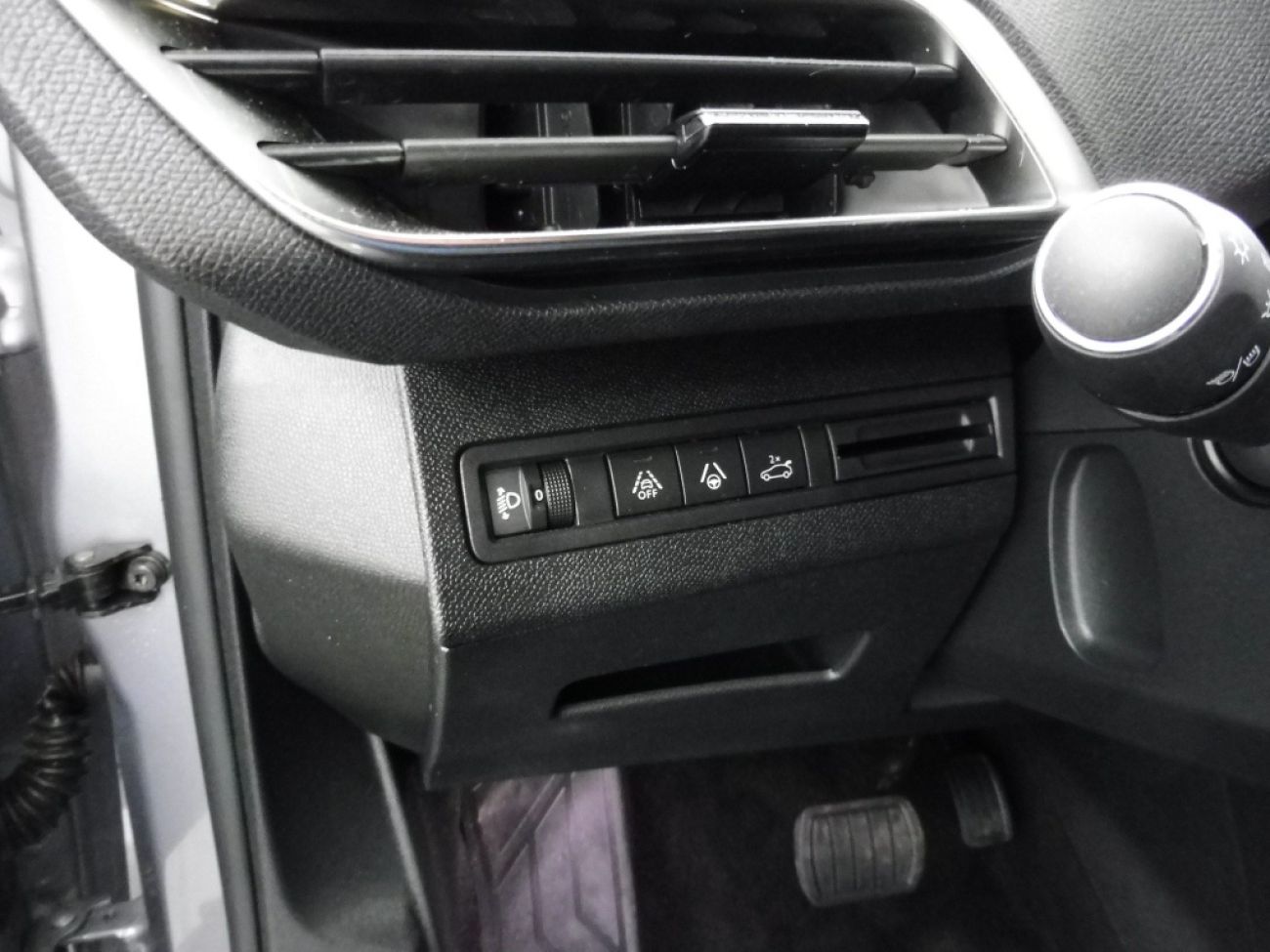 Mandataire PEUGEOT 3008 HYBRID 136CH ALLURE PACK E-DCS6