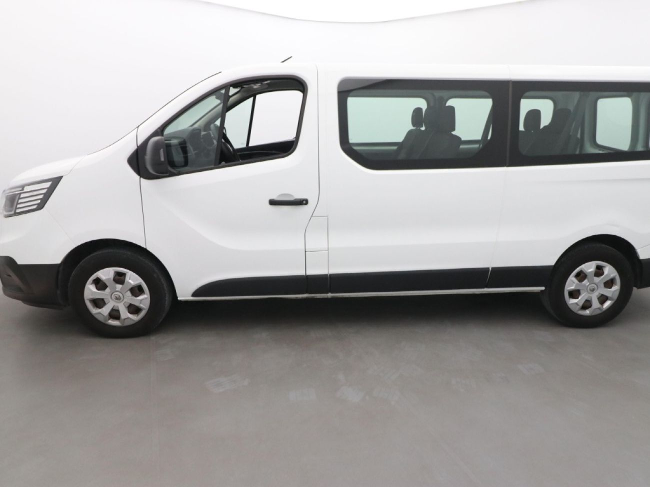 Mandataire RENAULT Trafic Passenger L2 2.0 BLUE DCI 150CH S&S ZEN 9 PLACES