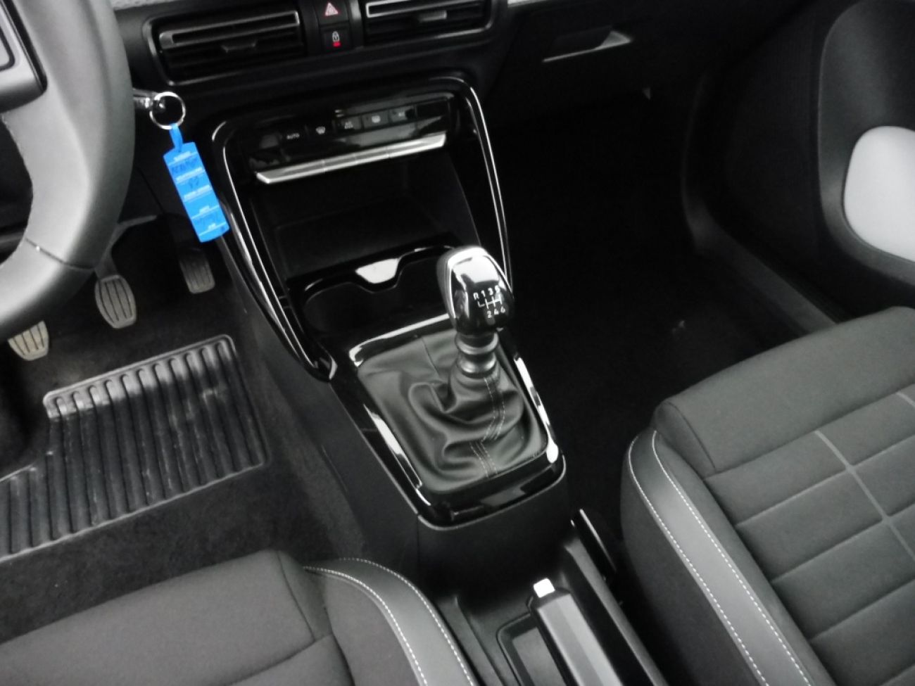 Mandataire Citroën C3 1.2 TURBO 100CH MAX