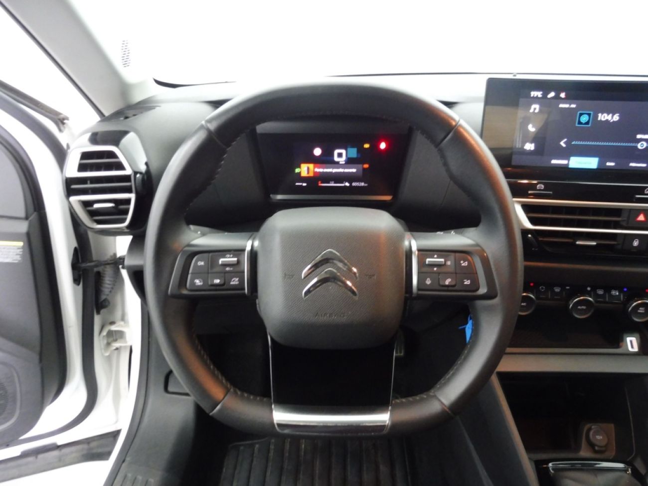 Mandataire Citroën C4 X 1.2 PURETECH 100 FEEL