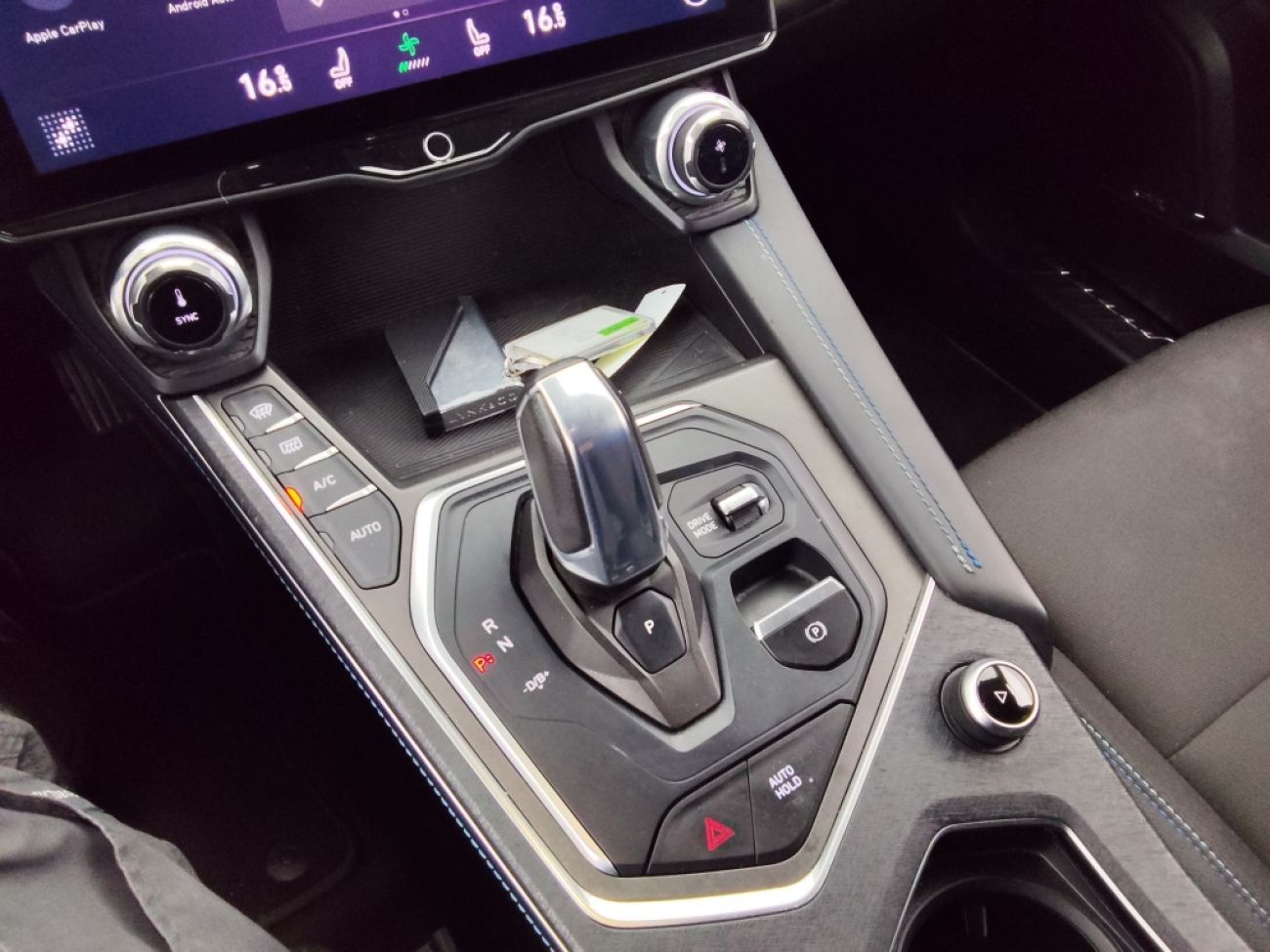 Mandataire LYNK&CO 01 1.5 PHEV 261