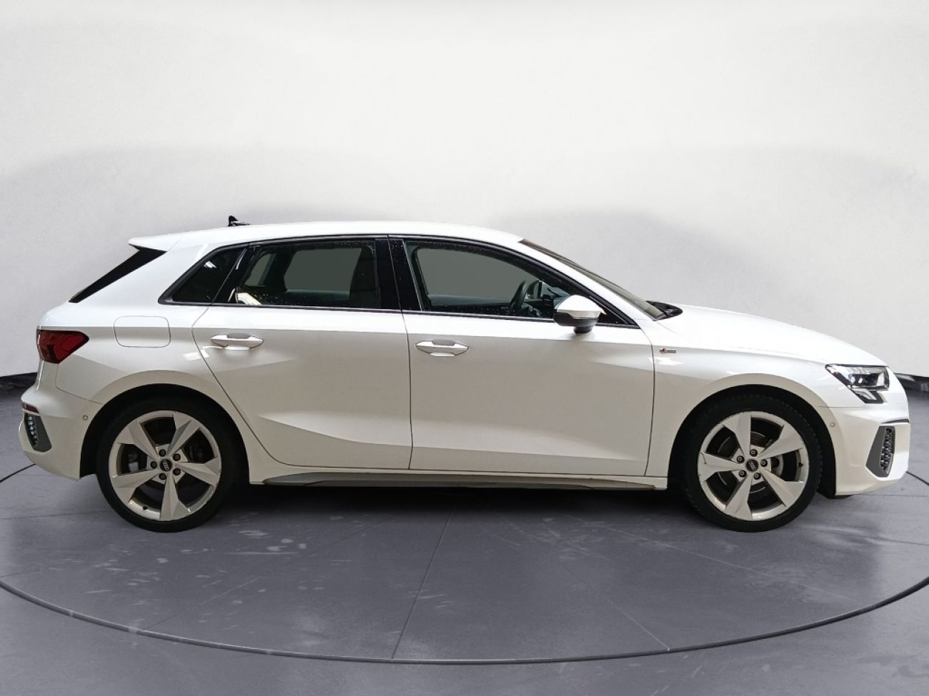 Mandataire AUDI A3 Sportback 35 TFSI 150CH MILD HYBRID S LINE S TRONIC 7