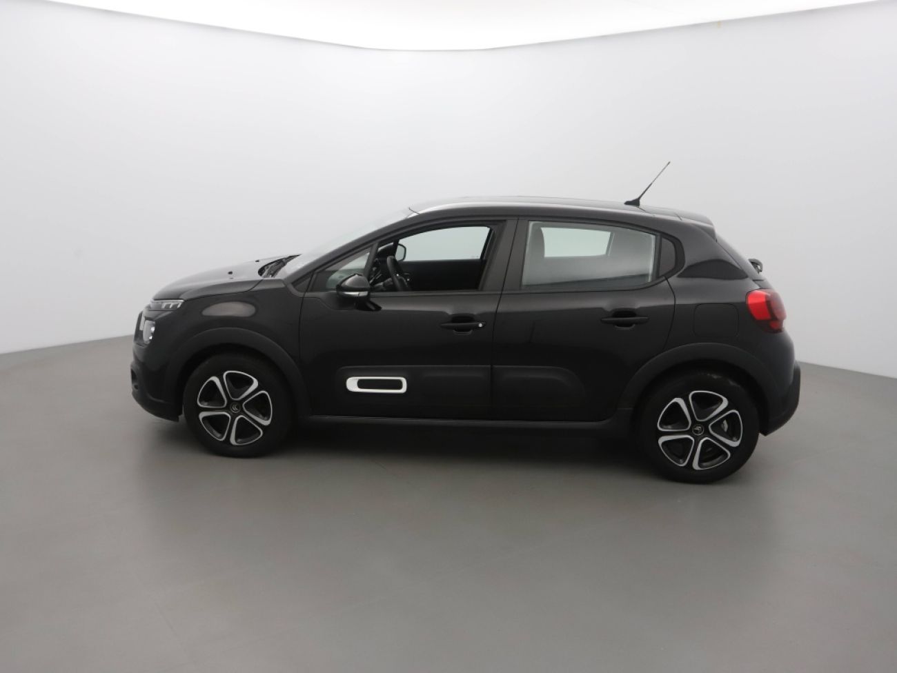 Mandataire Citroën C3 1.5 BLUEHDI 100CH S&S PLUS