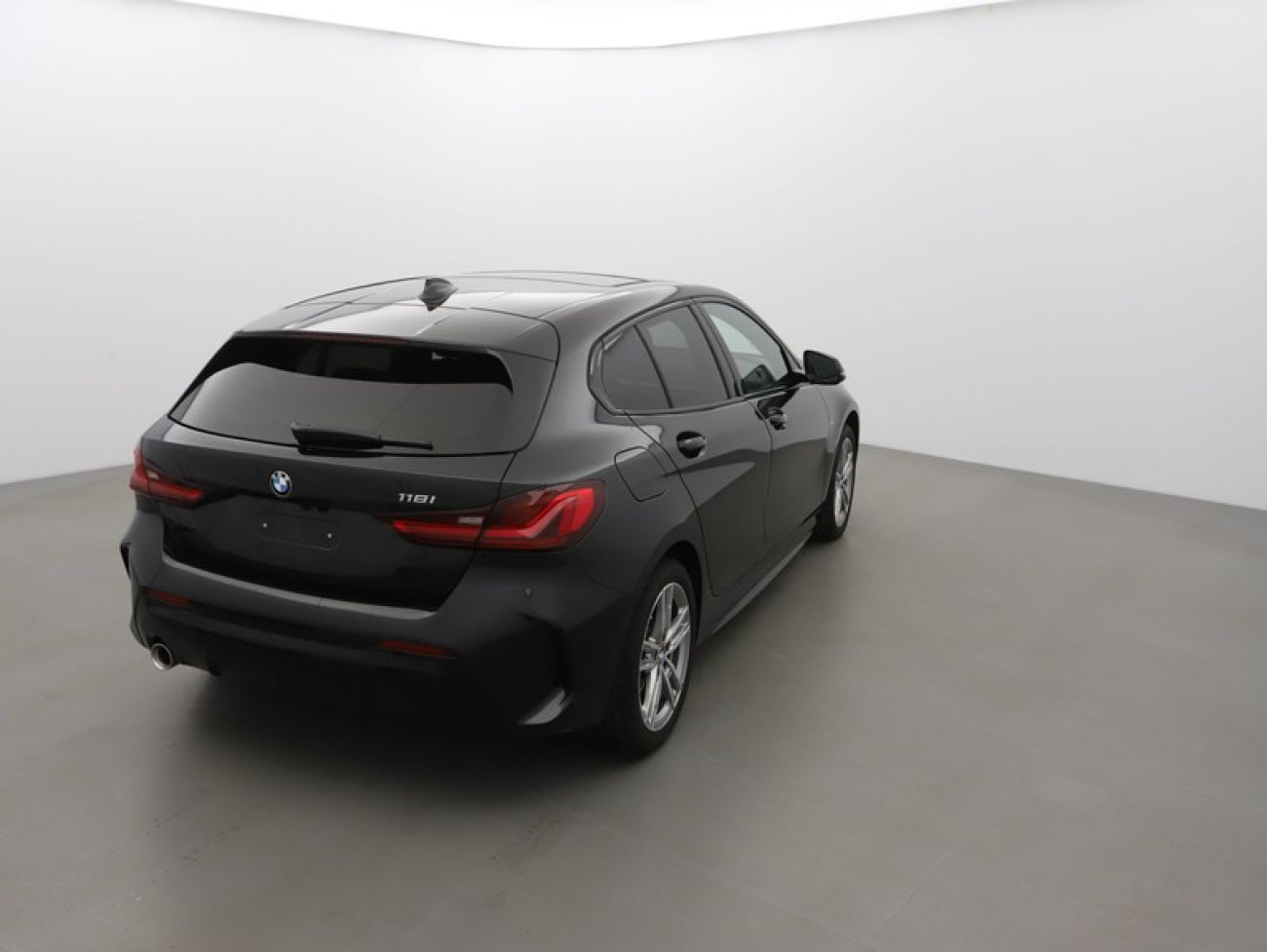 Mandataire BMW SERIE 1 118I STEPTRONIC 136 M-SPORT