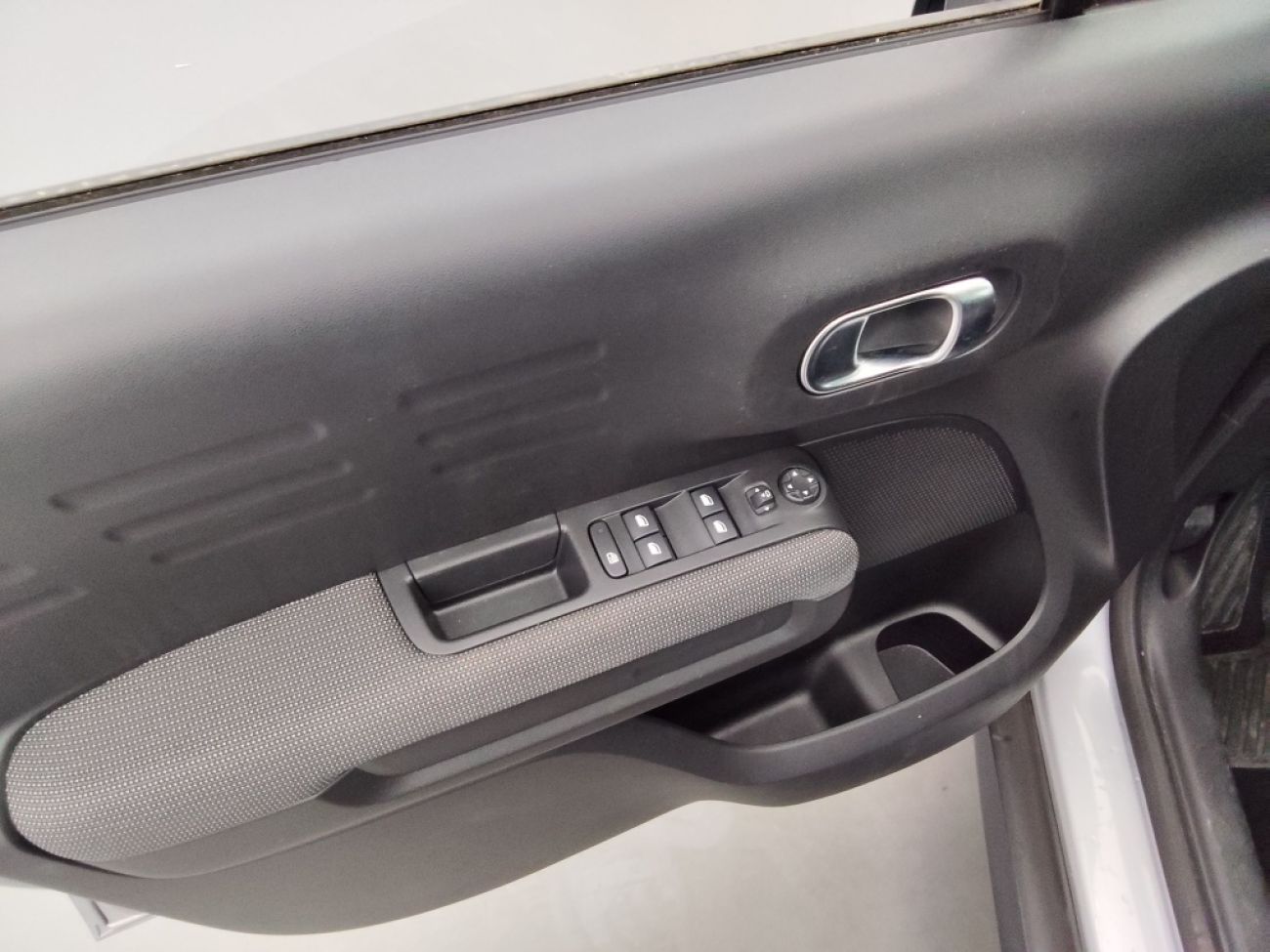 Mandataire Citroën C3 Aircross 1.2 PURETECH 110CH SHINE