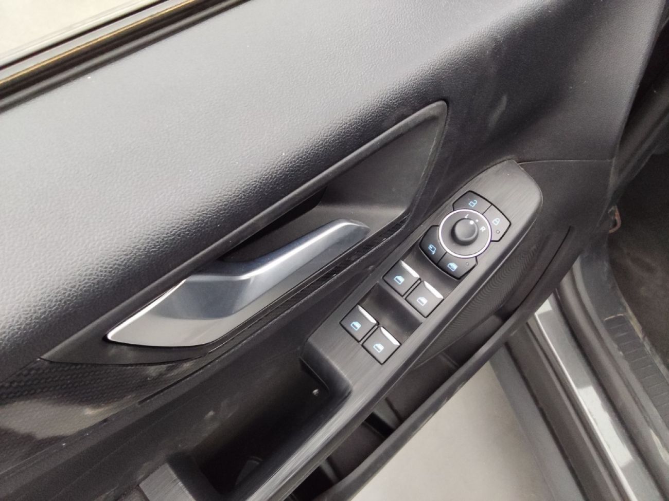 Mandataire Ford KUGA 2.0 TDCI 120CH ST-LINE POWERSHIFT