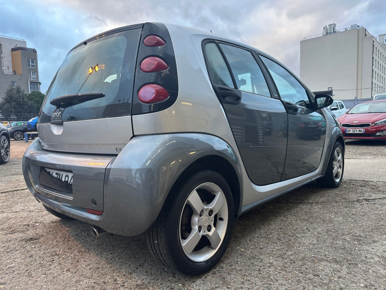 Mandataire SMART SMART FORFOUR 1.3 Pulse