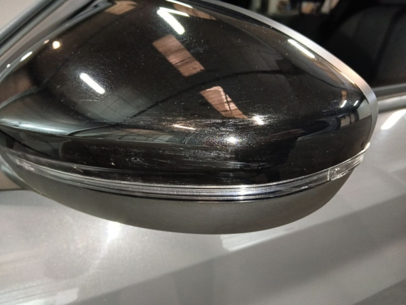 Mandataire PEUGEOT 208 1.2 100CH S&S ALLURE