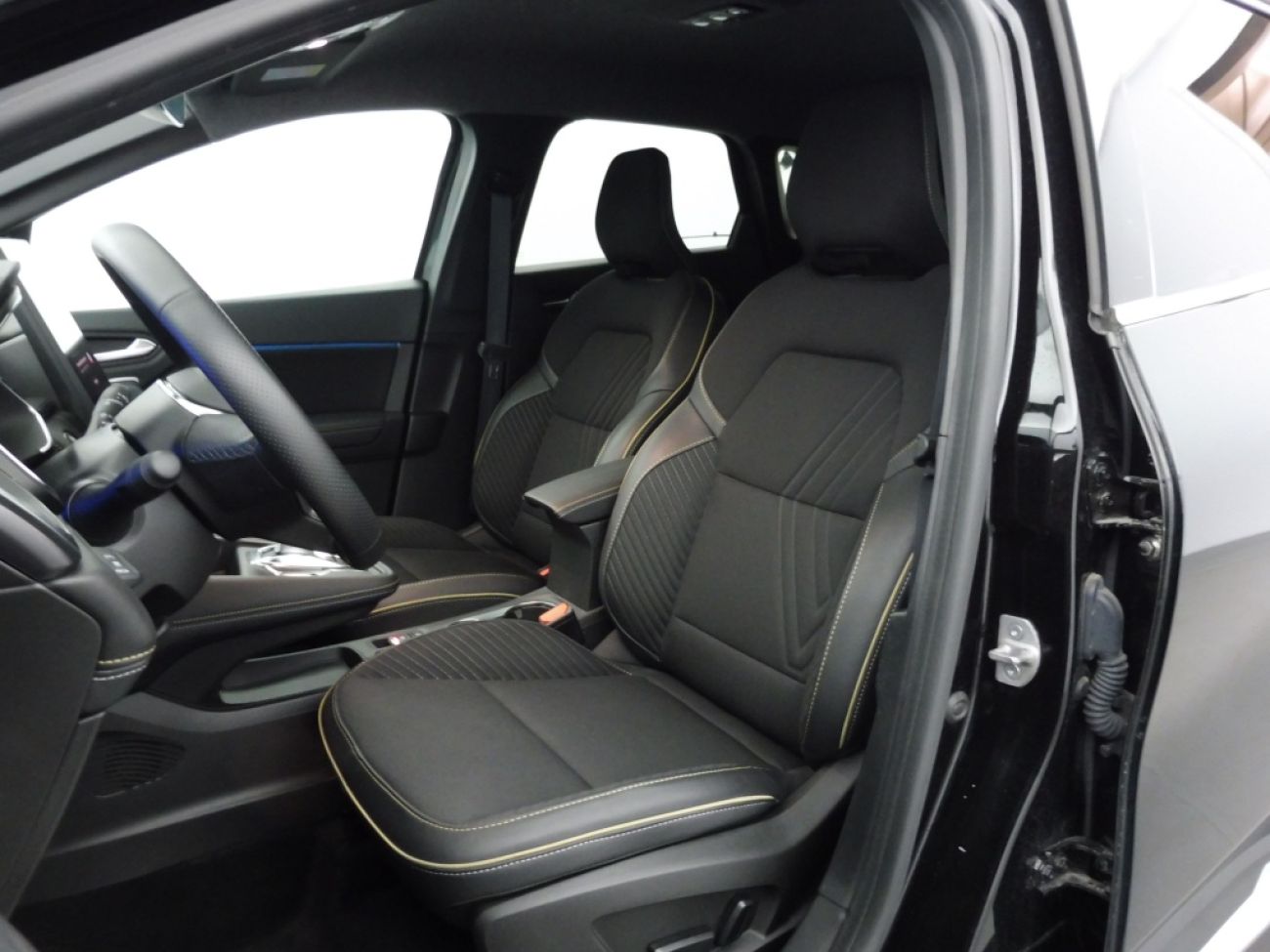 Mandataire RENAULT Symbioz 1.6 E-TECH FULL HYBRID 145CH ICONIC