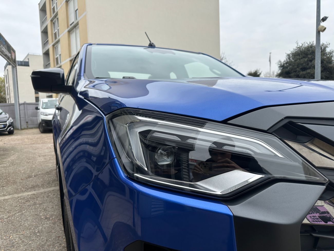 Mandataire ISUZU D-MAX N60 SPACE CAB 1.9 164 CH 4X4 A/T NITRO SPORT