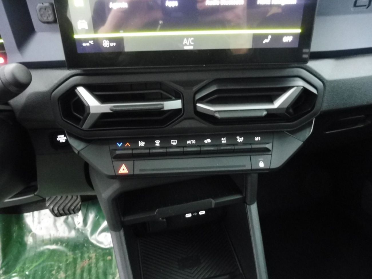 Mandataire Dacia Duster 1.6 HYBRID 140CH JOURNEY