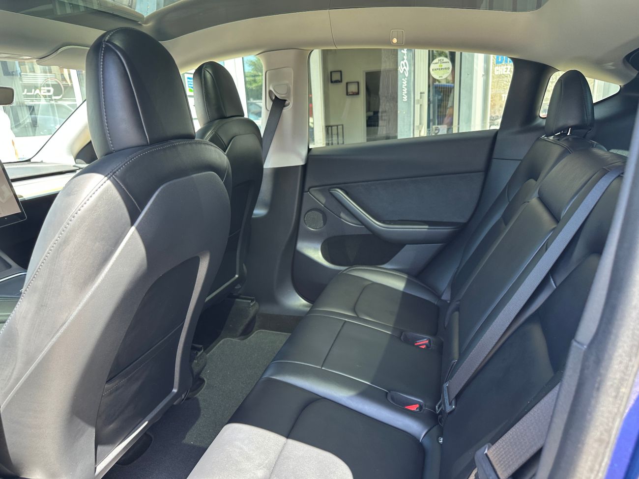 Mandataire TESLA MODEL Y Long-Range Dual Motor AWD AUTOPILOT Amélioré