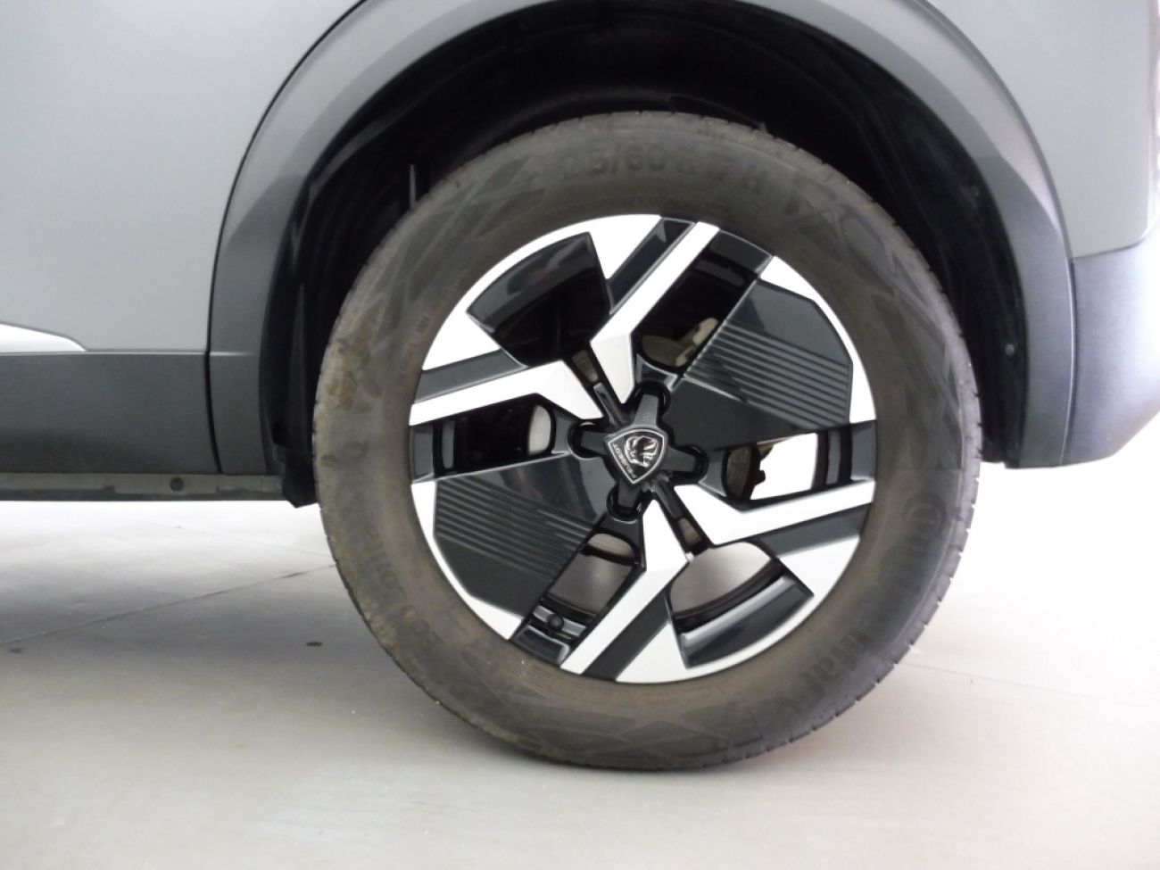 Mandataire PEUGEOT 2008 1.2 100CH S&S ALLURE