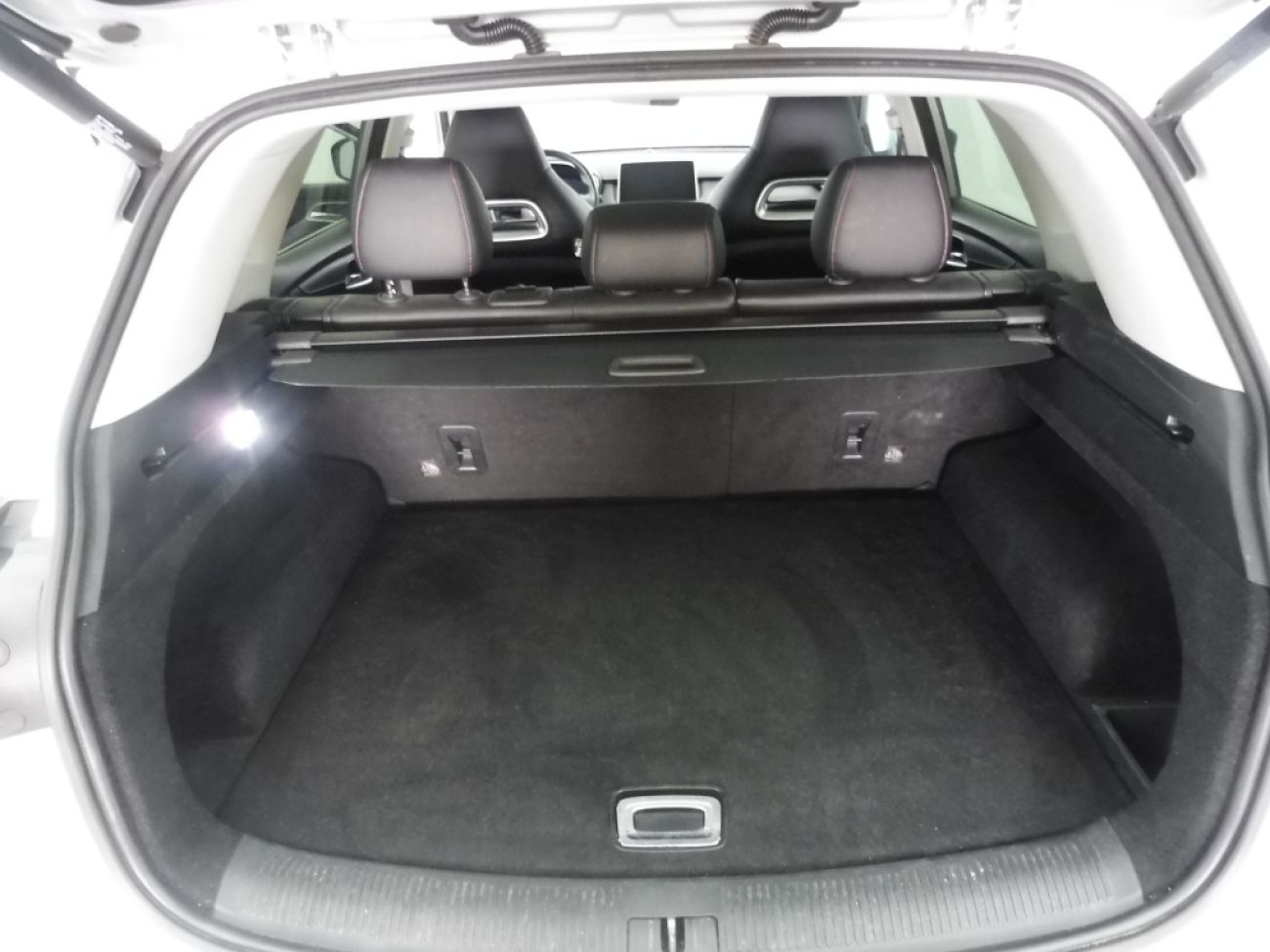 Mandataire MG HS 1.5 T-GDI 162 AT luxury
