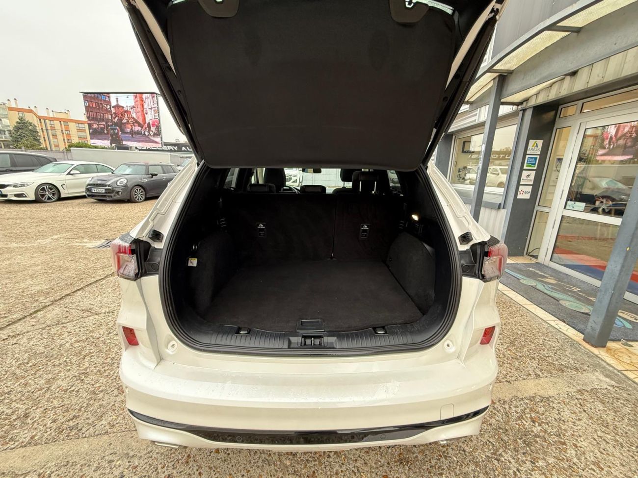 Mandataire Ford KUGA 2.5 Duratec 190 ch FlexiFuel FHEV E85 Powershift Vignale