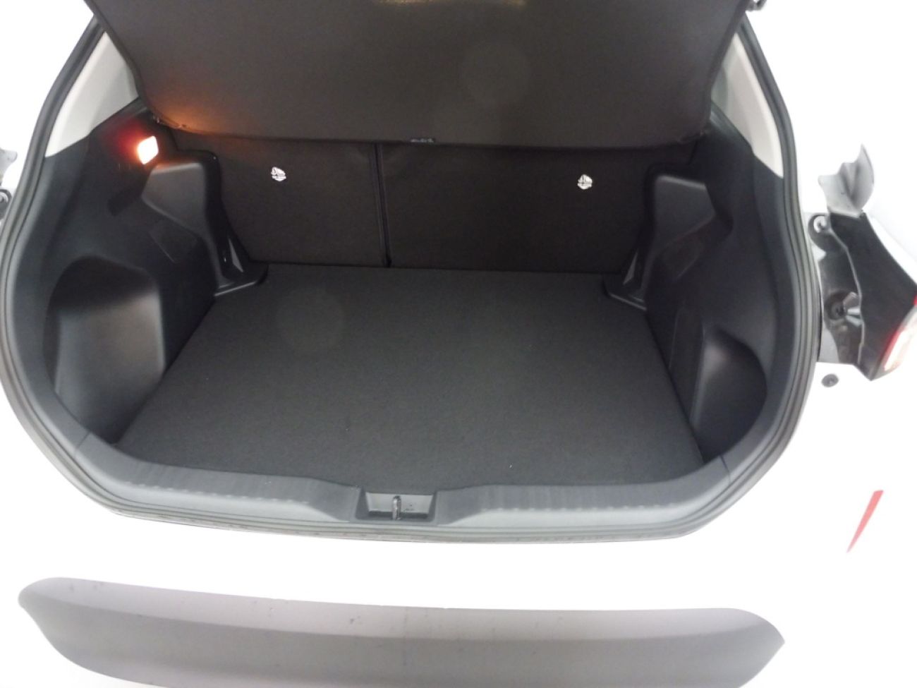 Mandataire TOYOTA YARIS CROSS 116H DYNAMIC MC24
