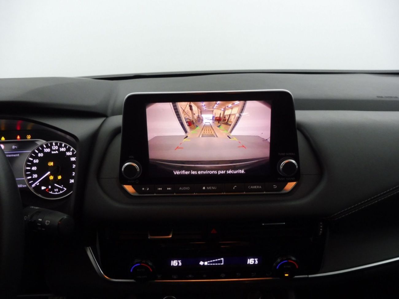 Mandataire NISSAN Qashqai 1.3 DIG-T 140 MHEVacenta