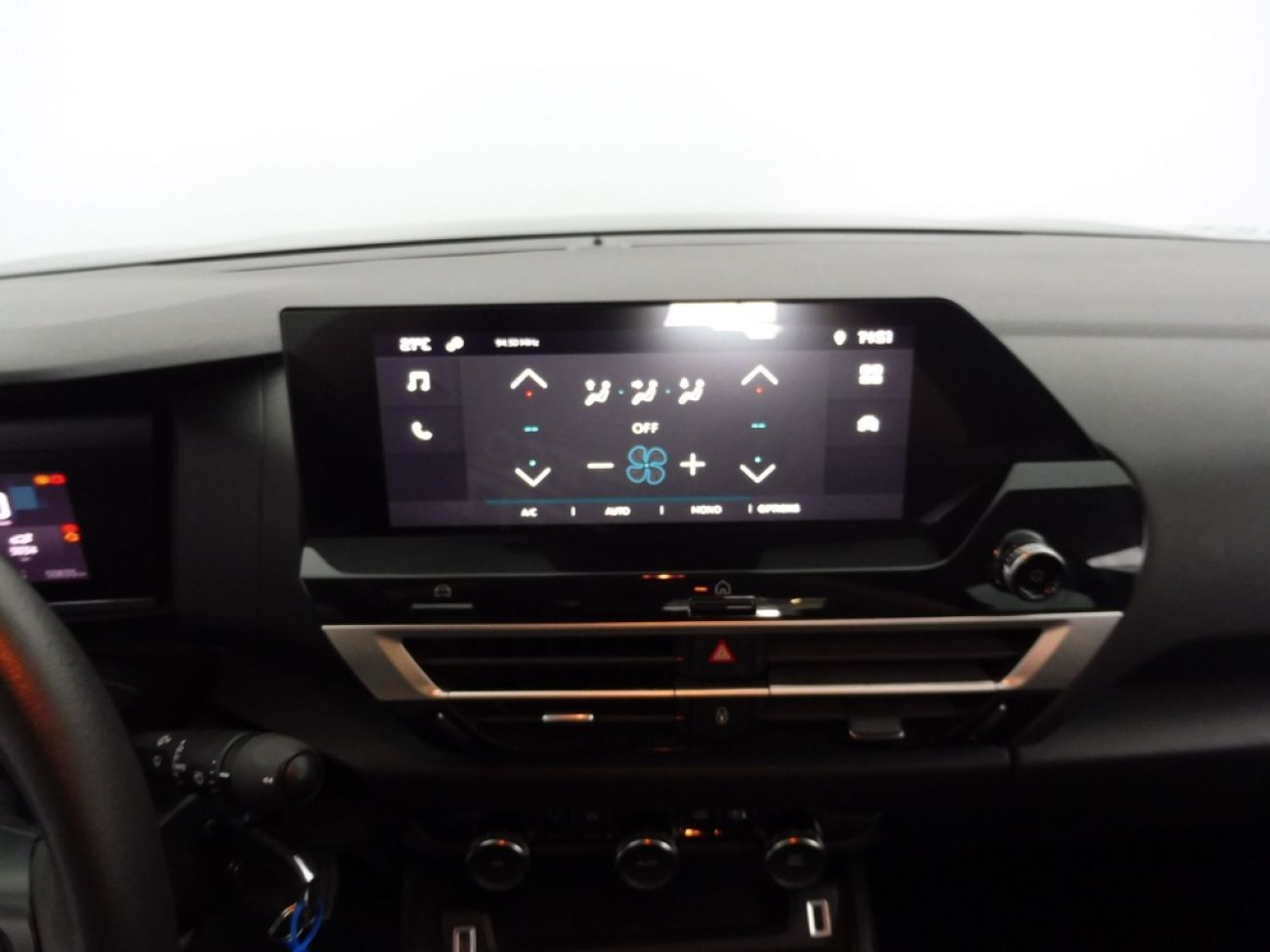 Mandataire Citroën C4 X 1.2 PURETECH 100 FEEL