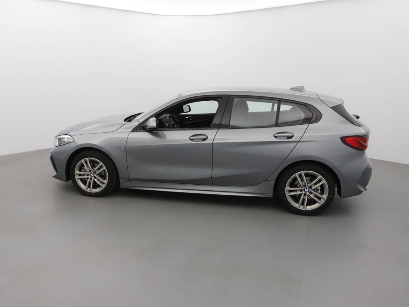 Mandataire BMW SERIE 1 118I STEPTRONIC 136 M-SPORT