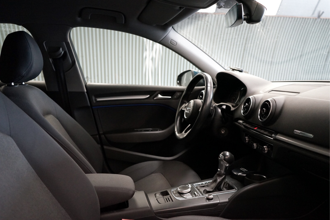 Mandataire AUDI A3 SPORTBACK BUSINESS 1.6 TDI 116 S tronic 7 Business line