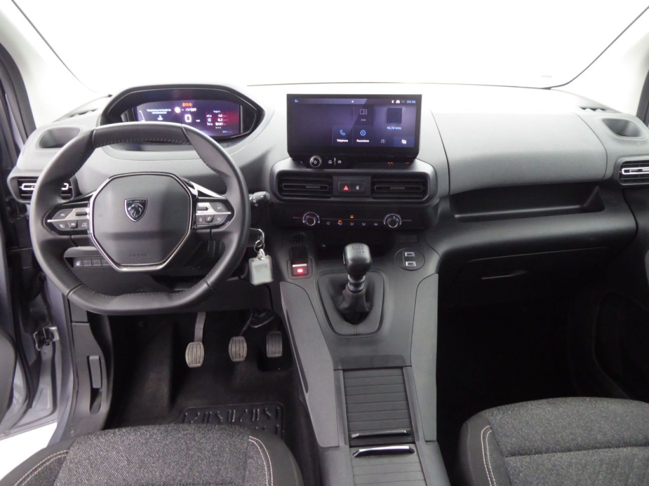 Mandataire PEUGEOT RIFTER TAILLE M - 1.5 BLUEHDI 100CH S&S ALLURE 5 PLACES