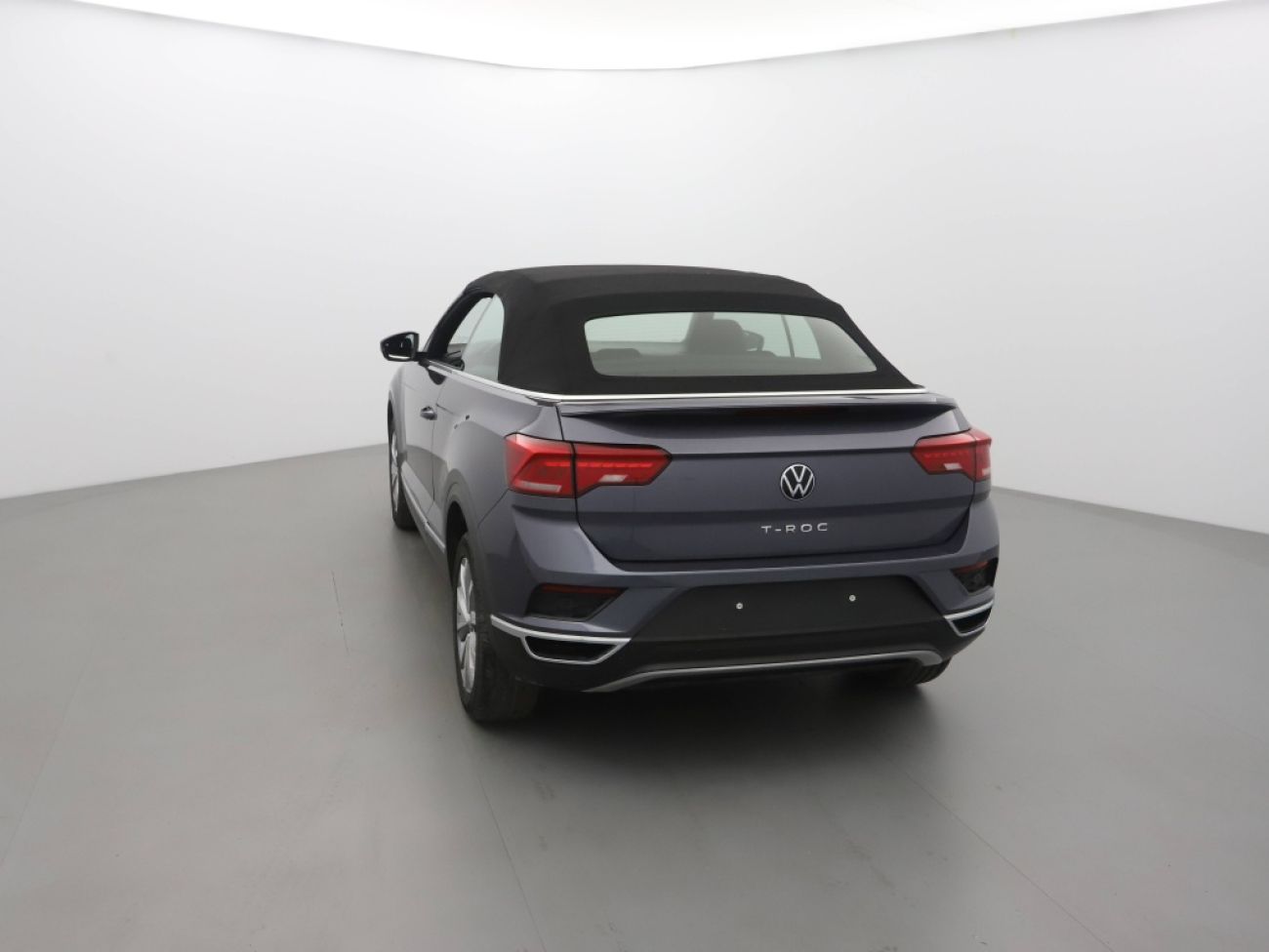 Mandataire VOLKSWAGEN T-Roc Cabriolet 1.5 TSI 150 DSGstyle