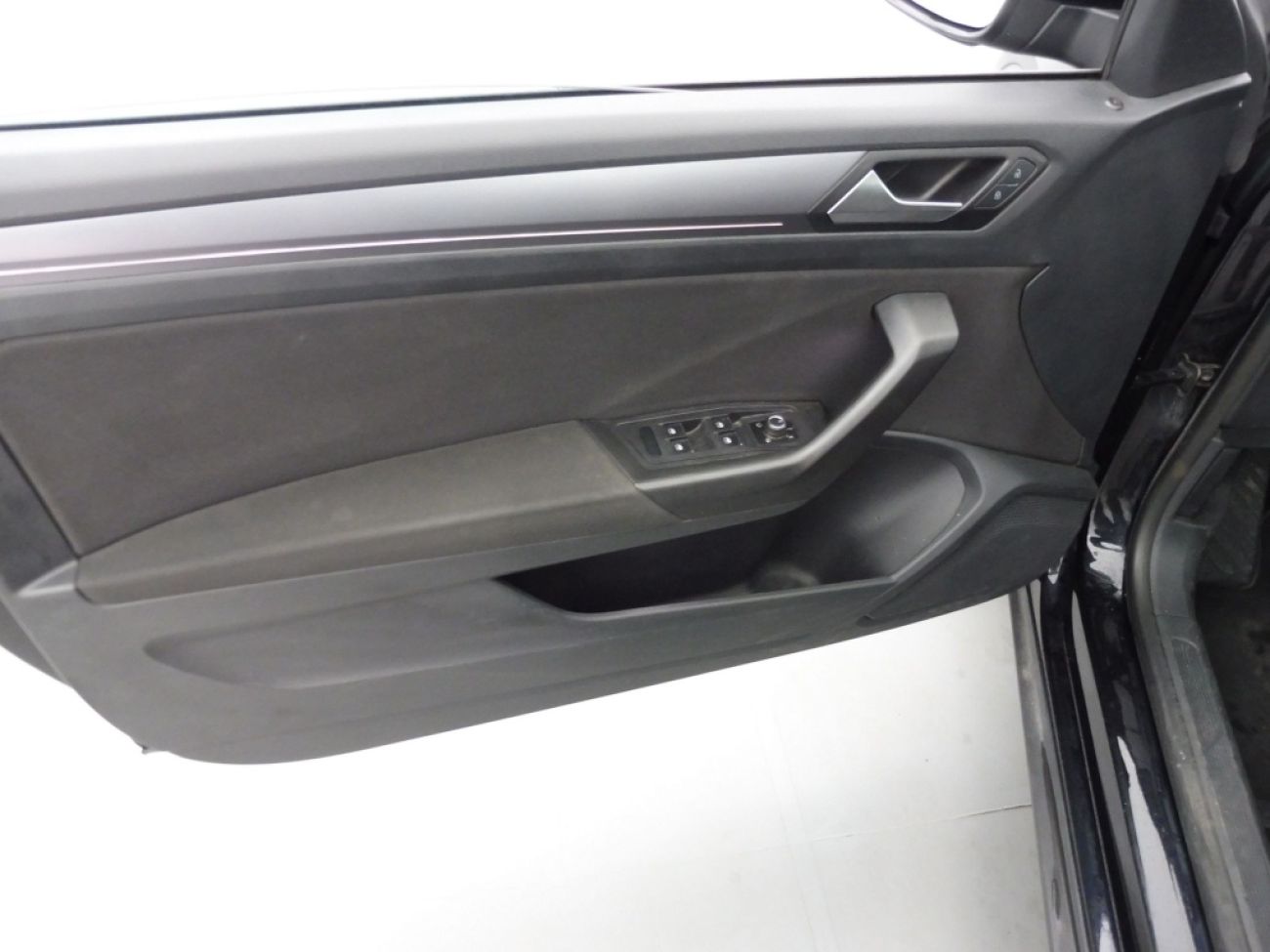 Mandataire VOLKSWAGEN T-Roc Cabriolet 1.5 TSI 150 DSGstyle