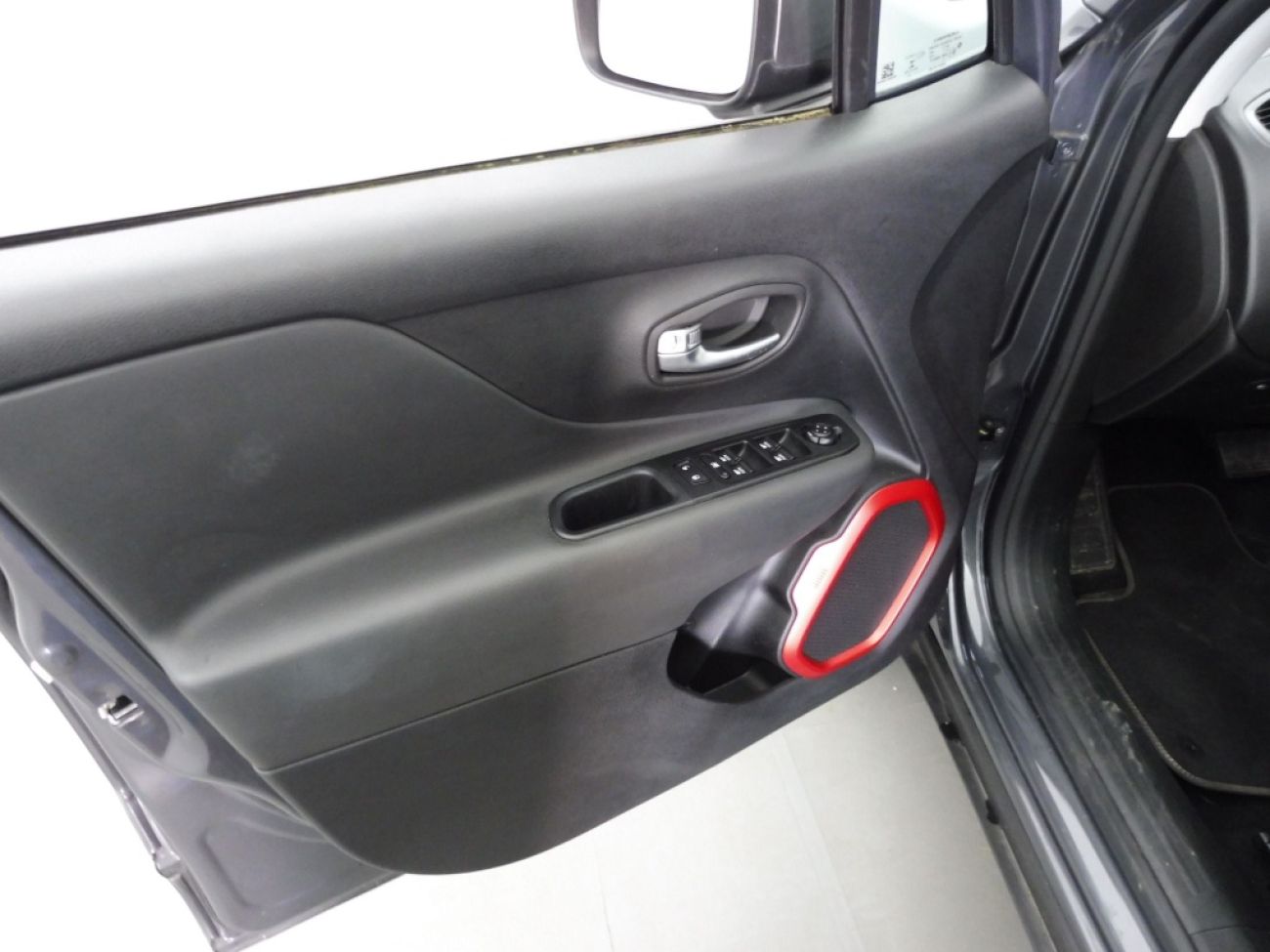 Mandataire Jeep RENEGADE 1.3 TURBO 240CH PHEV 4XE TRAILHAWK BVA6