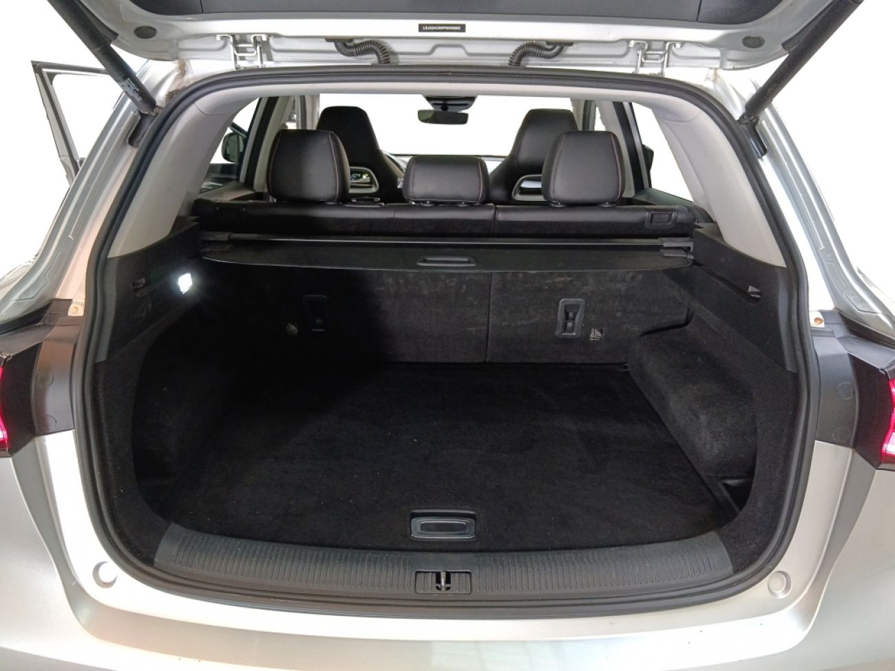 Mandataire MG HS 1.5 T-GDI 162 AT luxury