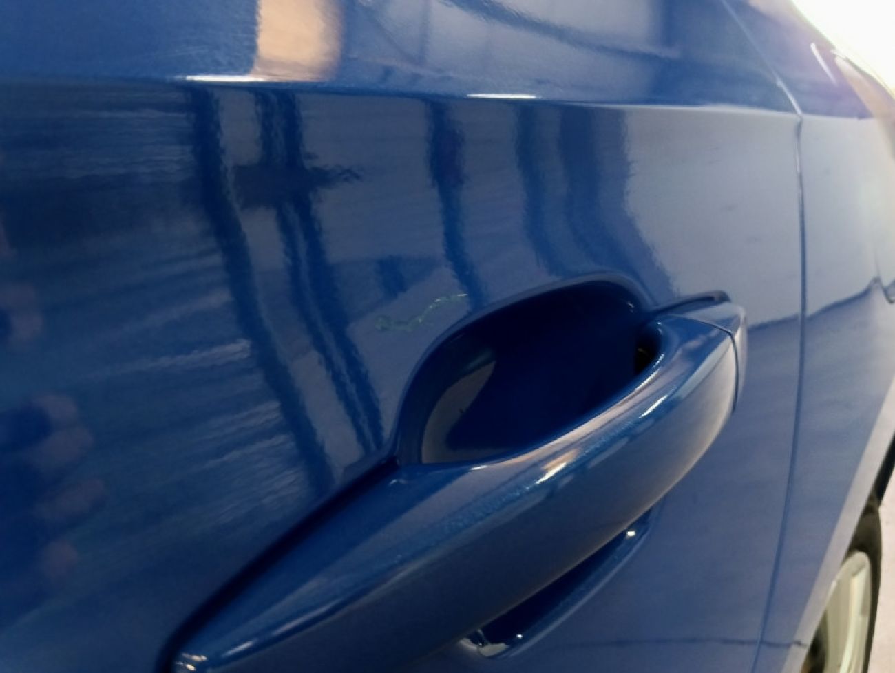 Mandataire Opel Corsa 1.2 100 edition