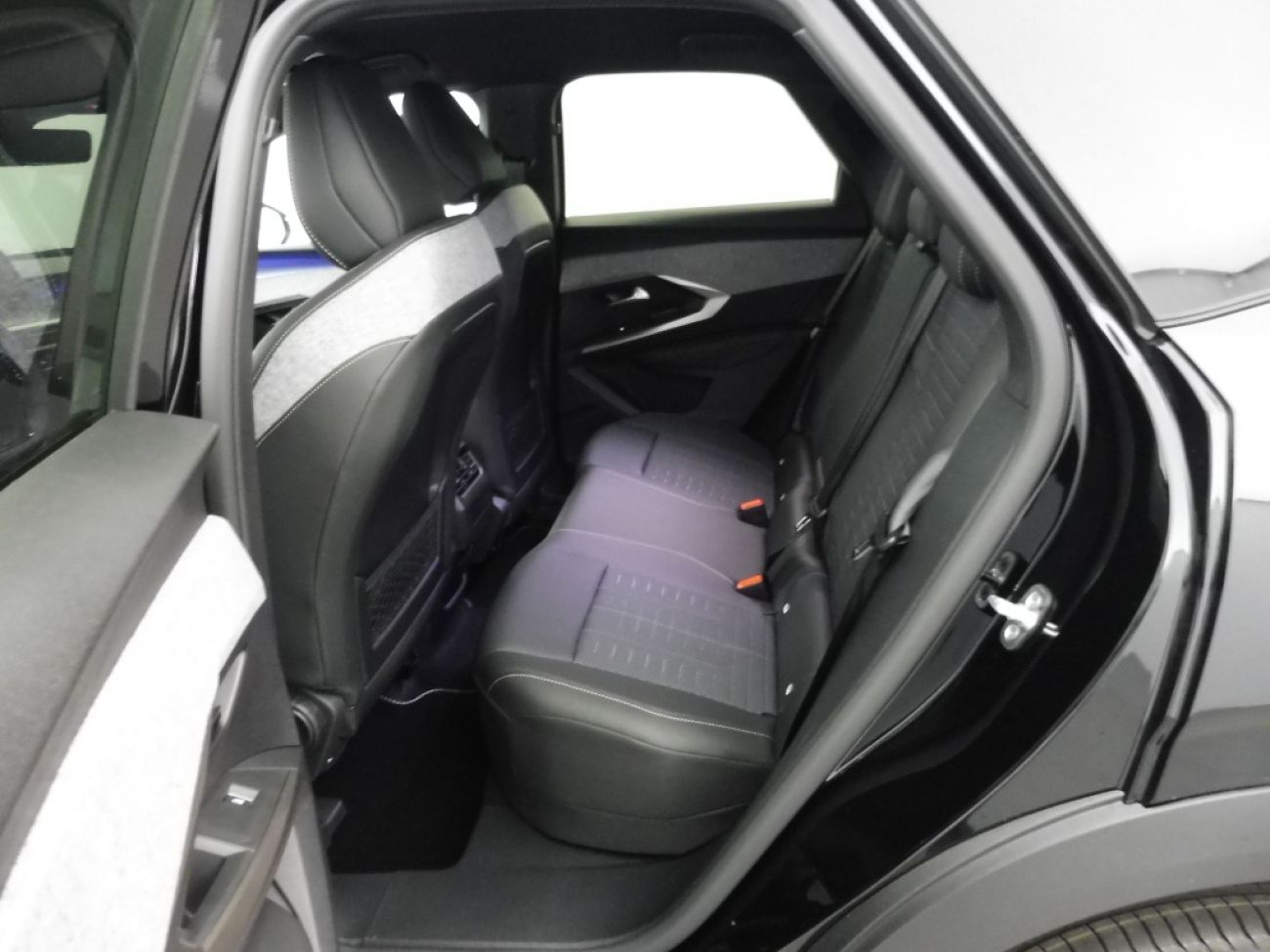 Mandataire PEUGEOT 3008 1.2 HYBRID 145CH GT E-DCS6