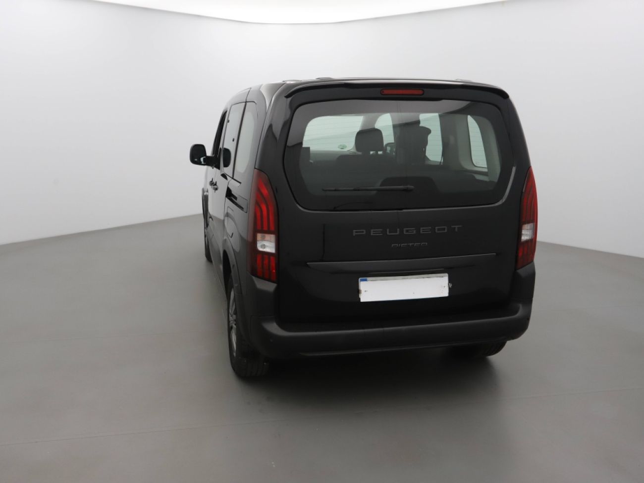 Mandataire PEUGEOT RIFTER TAILLE M - 1.5 BLUEHDI 100CH S&S ALLURE 5 PLACES