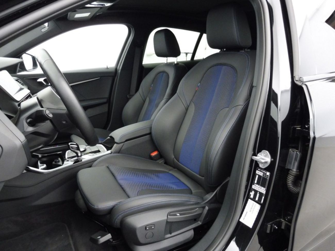 Mandataire BMW SERIE 1 118I STEPTRONIC 136 M-SPORT