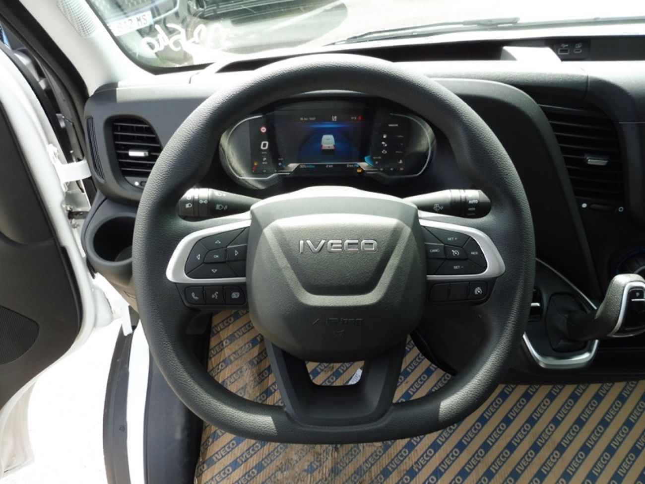 Mandataire IVECO Daily 35S18 3.0 V16 HI-MATIC H2 180CV