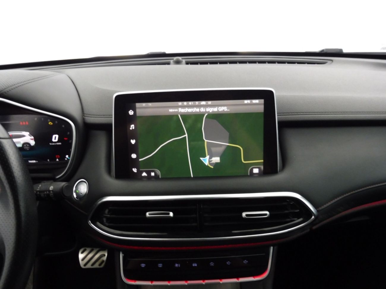Mandataire MG HS 1.5 T-GDI 162 AT luxury
