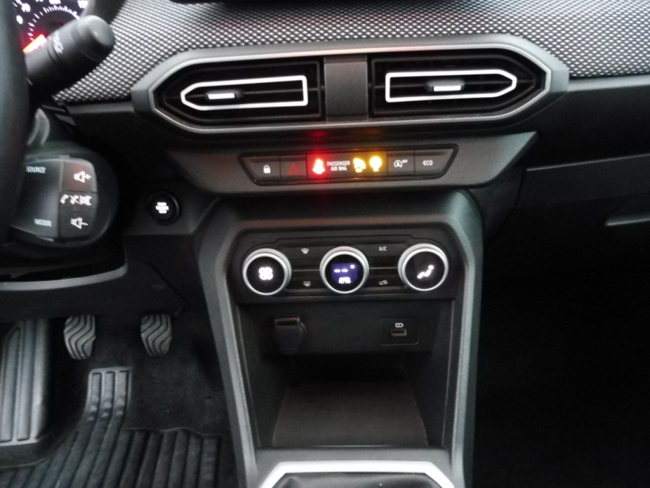 Mandataire Dacia Jogger 1.0 TCE 110CH EXPRESSION 7 PLACES -24