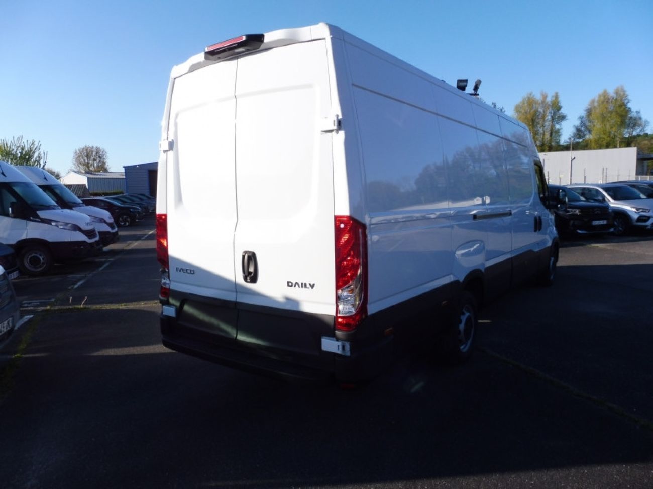 Mandataire IVECO Daily 35S18 3.0 V16 H2 180CV