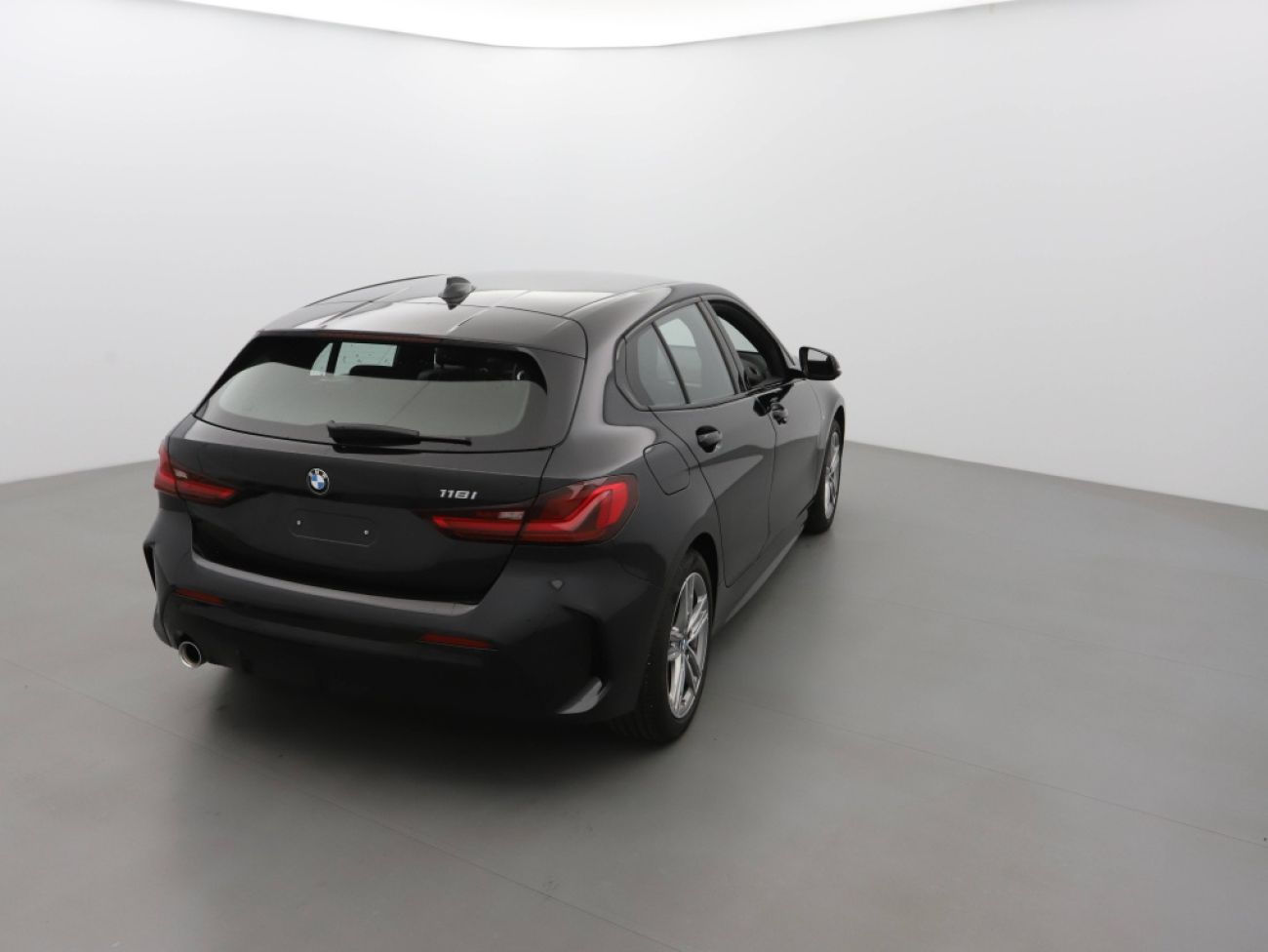 Mandataire BMW SERIE 1 118I STEPTRONIC 136 M-SPORT