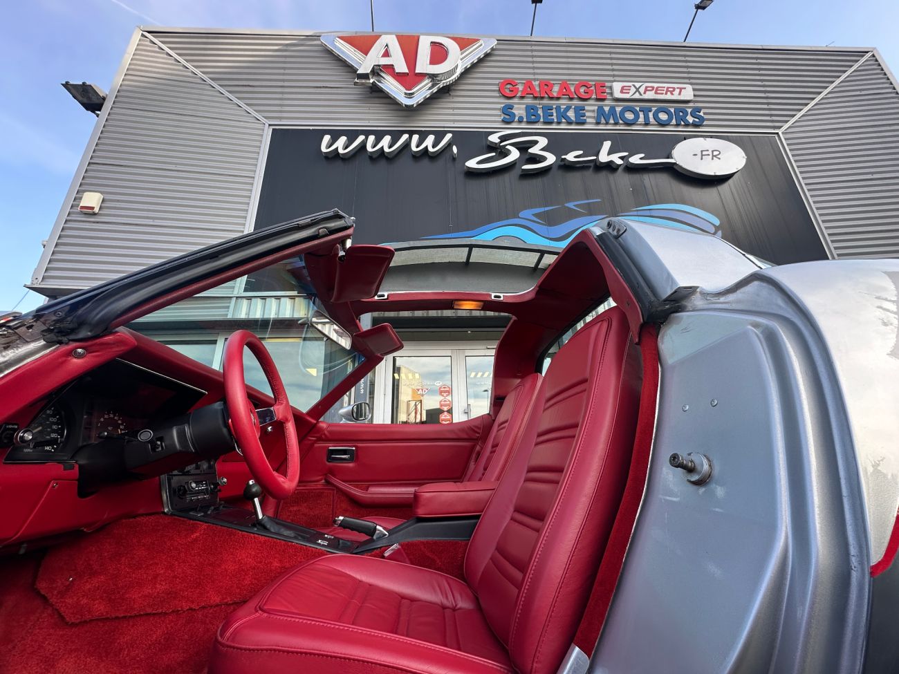 Mandataire CHEVROLET CORVETTE C3 T-TOP 25 TH ANNIVERSARY V8 350 L48