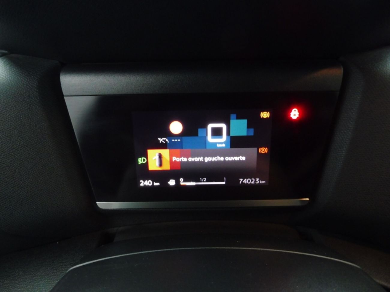 Mandataire Citroën C4 X 1.2 PURETECH 100 FEEL